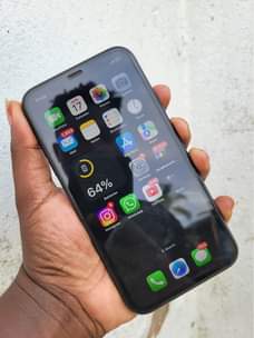 A picture of iPhone XR