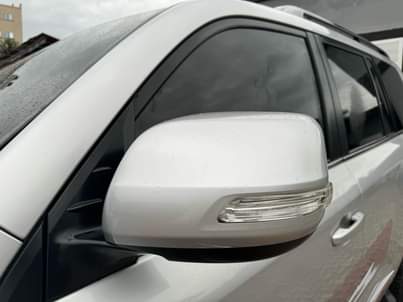 A picture of PRICE BEI 215M REG DZM EXCHANGE NAVUNJA NA GARI YOYOTE