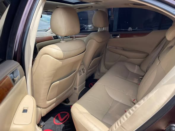A picture of 2006 Lexus ES330