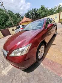 A picture of Lexus ES350