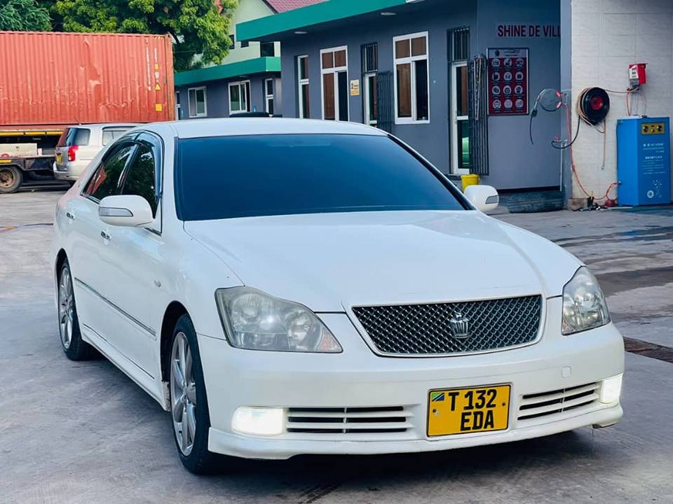 A picture of Mteja serious tuwasiliane njo ofisini 0716953000