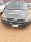 A picture of 2005 Toyota Seinna