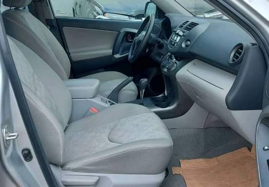 A picture of TOKUNBO TOYOTA RAV4 YEAR MODEL 2007 TRANSMISSION AUTOMATIC CONDITION BUY
