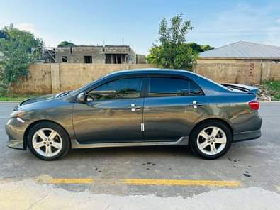 A picture of Extremely neat Belgium standard Toyota Corolla S 2010 model Untemperd