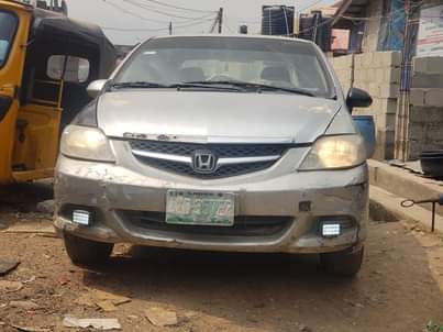 A picture of Honda city 2006