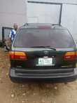 A picture of 2003 Toyota sienna