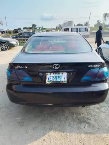 A picture of Very clean in and out Sharp lexus es 330 With