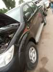 A picture of Toyota Hilux 2010 manual gear buy and Drive everything is