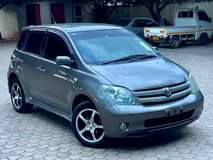 A picture of TOYOTA IST
