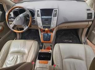 A picture of Firstbody Lexus Rx330 Fulloption 2005 model registered perfect gear transmission