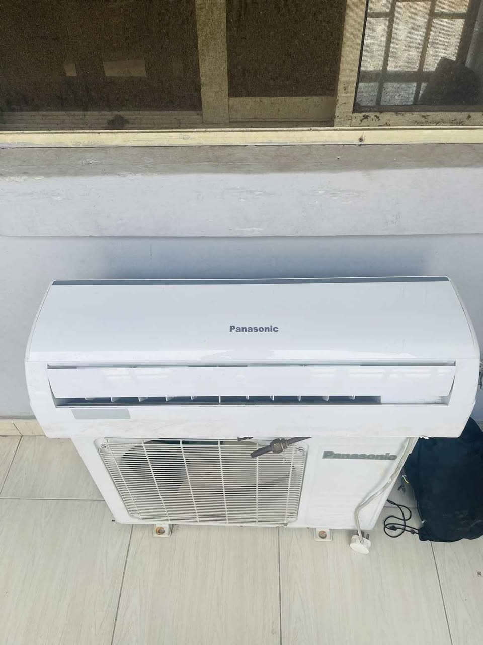A picture of 1 5hp Air condition for sale