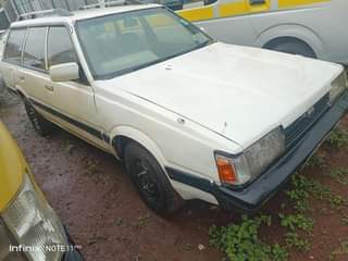subaru leone