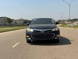 A picture of 2015 Toyota Avalon Xle