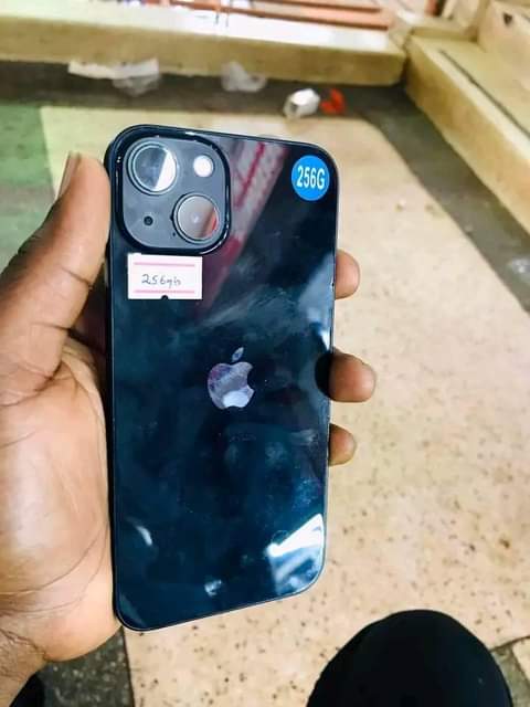 A picture of IPHONE 13