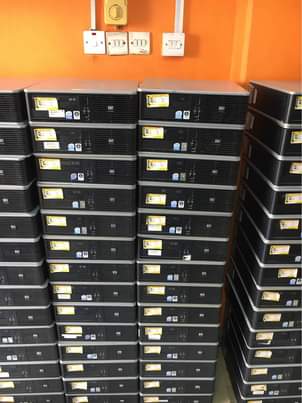 A picture of DESKTOP DELL HP