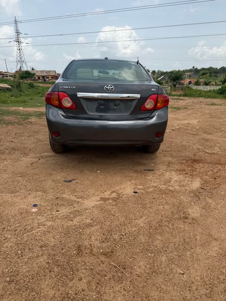 A picture of Toyota Corrolla 010