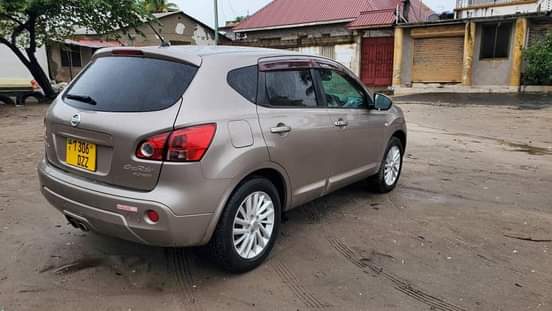 A picture of Nissan DUALIS CROSSRIDER