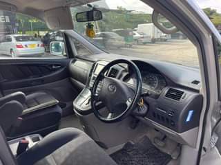 A picture of Toyota Alphard Forsale