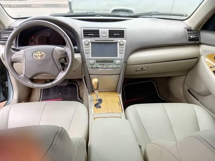 A picture of Highest grade Toyota Camry spider Everything is intact and untouched