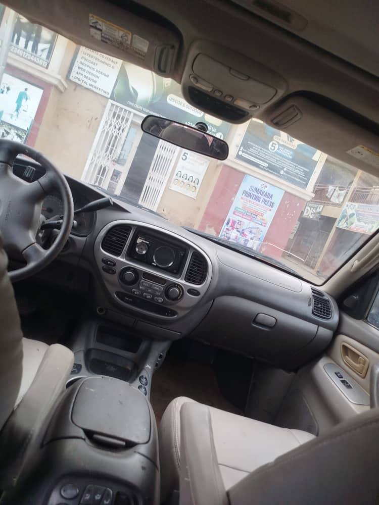A picture of Toyota Sequoia 2002 Untampered Engine and Gear Automatic Transmission Everything