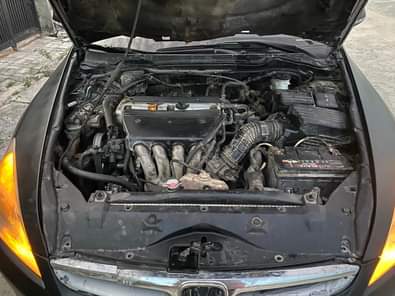 A picture of Clean 2006 Honda DC very clean mart black buy and