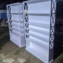 A picture of Show rack