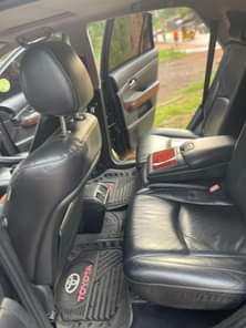 A picture of FASTEST FINGERS Lexus RX 330 Condition Few months used Buy