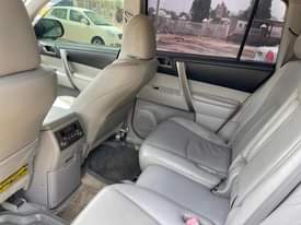 A picture of TOK S STANDARD Toyota Highlander 2008 Model with original custom
