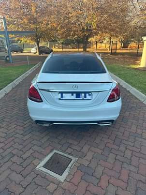 A picture of Car sell