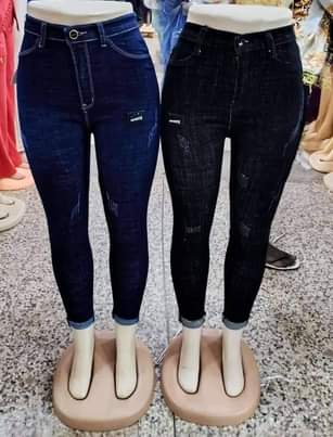 A picture of Frist class clothes