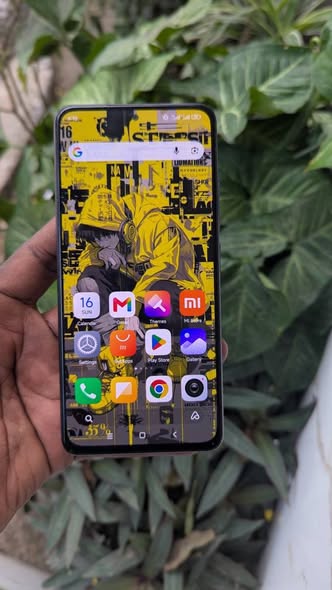 A picture of REDMI K40 5G Gaming 12g 6gb 256gb fingerprint camera moto