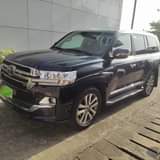 A picture of TOYOTA LAND CRUISER 2019