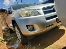 A picture of RAV 4