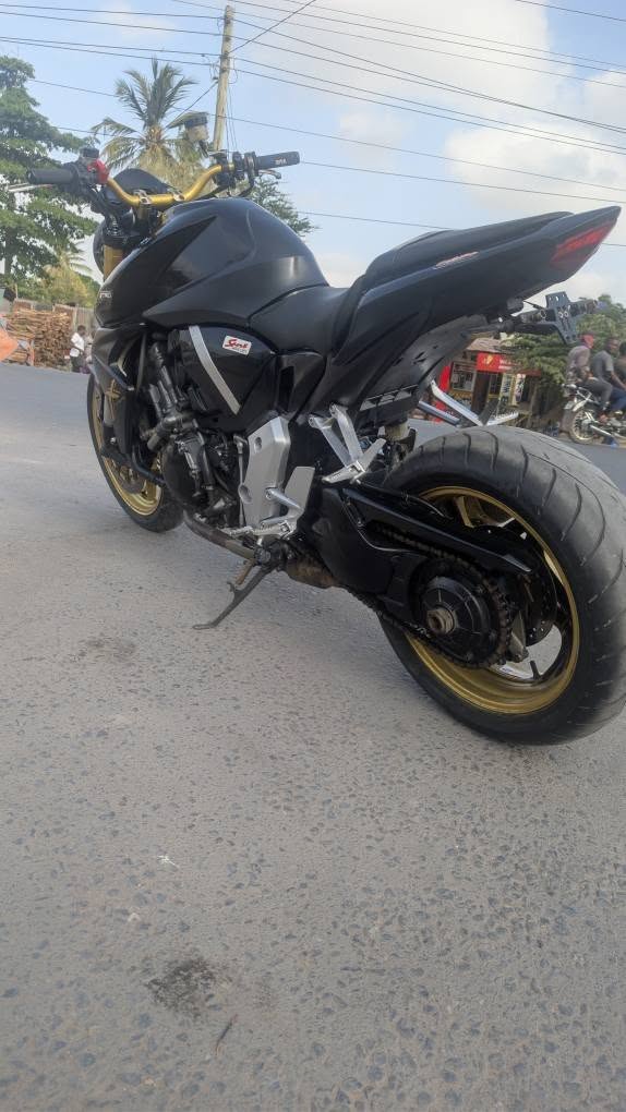 A picture of Honda cb1000