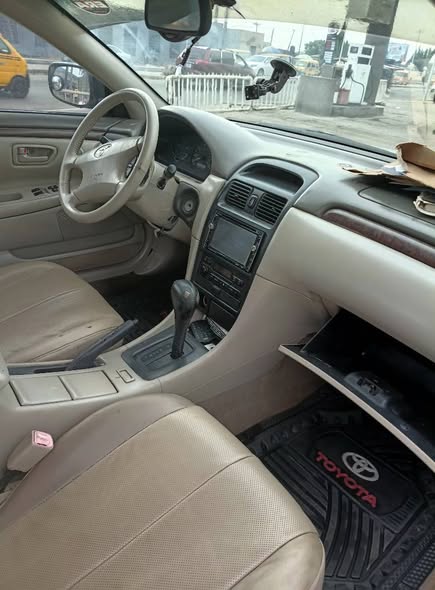 A picture of Toyota solara