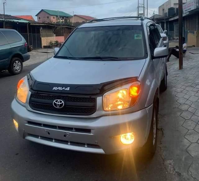 A picture of  Registered 04 Toyota Rav4 Flash on Fristbody Sound Engine