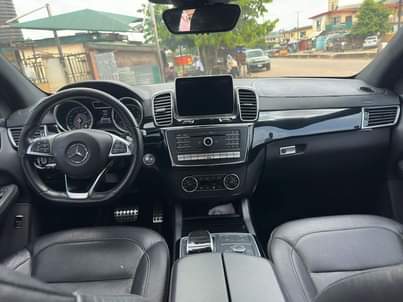 A picture of GLE450