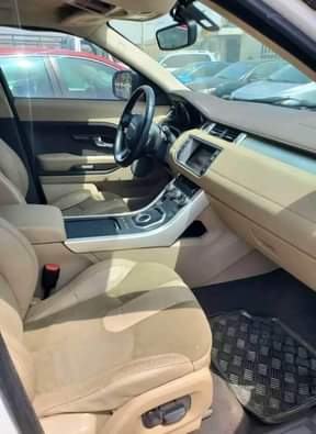A picture of ......... SWEET ABUJA DEALERS DEAL 2014 RANGE ROVER EVOGUE Engine