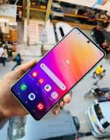 A picture of Samsung galaxy a72 5G