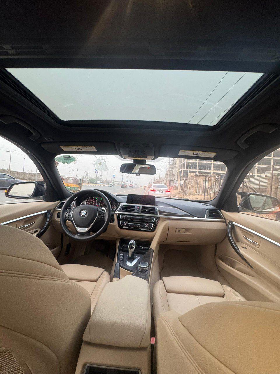 A picture of BMW 328i 2016 model