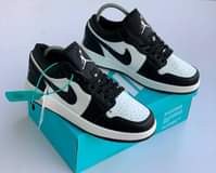 A picture of Children Sneakers