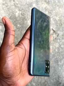 A picture of Samsung galaxy a71 128gb LIPIA 235 000