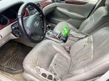 A picture of Extremely clean Lexus es300 Engine and Gear sound Ac chilling