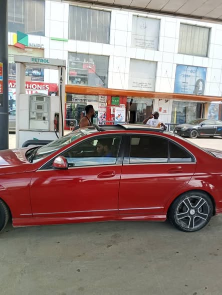A picture of Mercedes benz C350 AMG