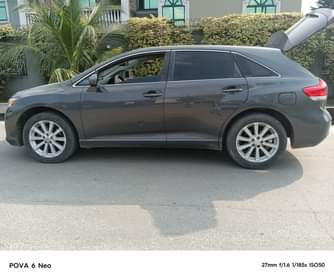 A picture of Mint grade 2011 Toyota venza Belgium grade Double panoramic roof