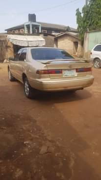 A picture of 1999 Toyota Tiny light Toyota camry