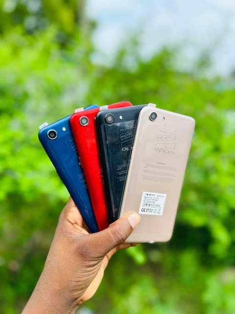 A picture of Oppo A57 GB 64 RAM 3 PRICE 95K FULL BOX