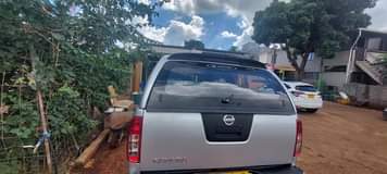 nissan navara