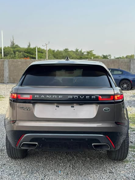 A picture of Ultra clean 2018 Range Rover Velar P380 R Dynamic V6