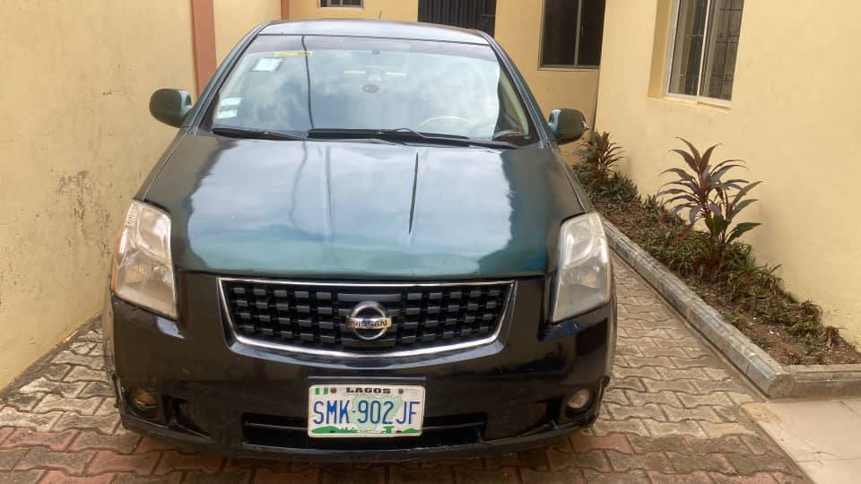 A picture of Distress Nissan Sentra 2008